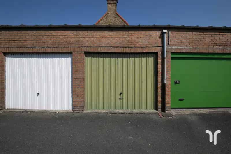 Parkings/Garage