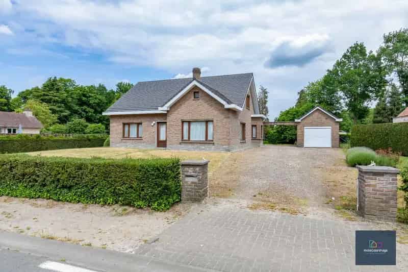 Ruime te renoveren open bebouwing te Heusden