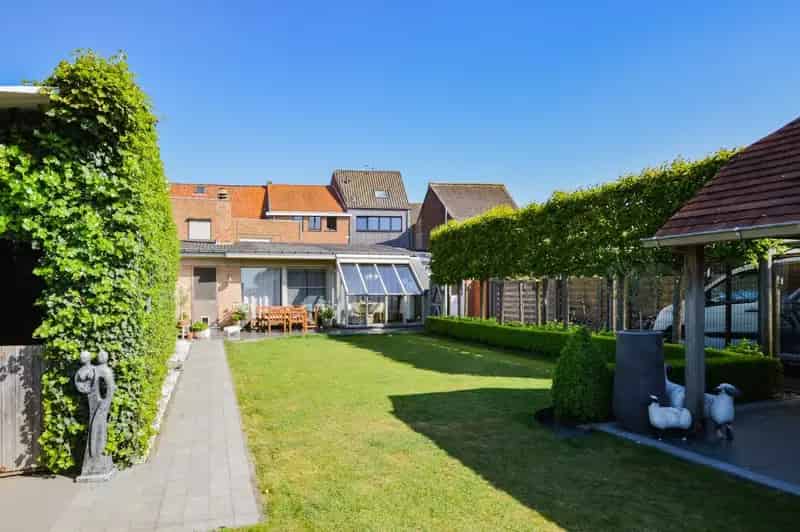 Commerciële winkel te koop - Brugsestraat 44, 8210 Zedelgem 