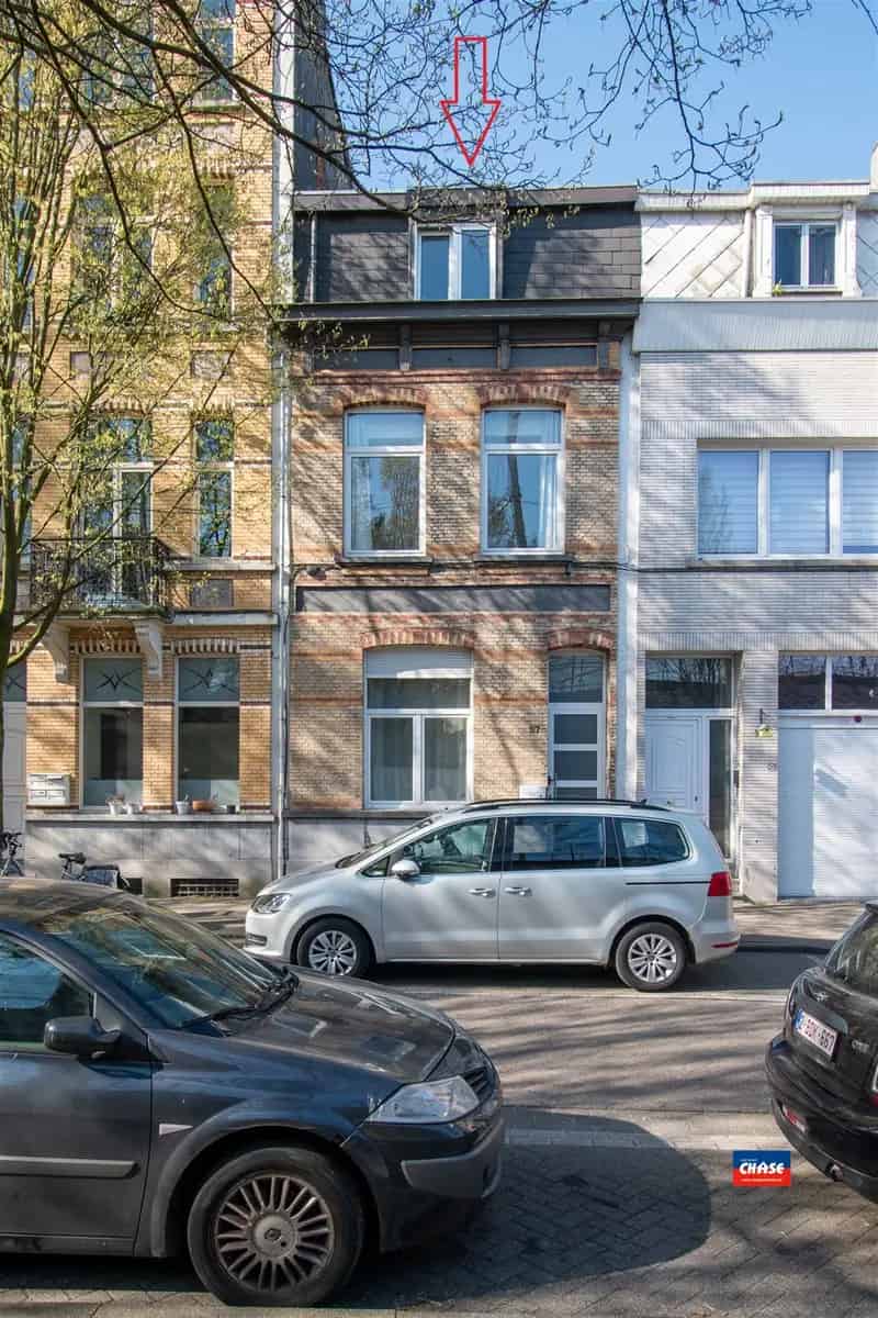 Herenhuis te koop Borgerhout 4 slaapkamers 2 badkamers
