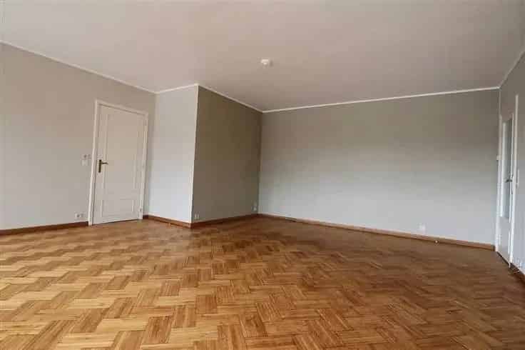 Appartement Te Koop Ciney 2 Slaapkamers Balkon