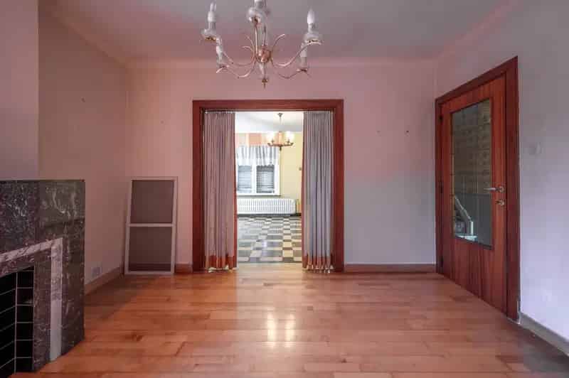 Te renoveren woning met veel potentieel op toplocatie in Maldegem