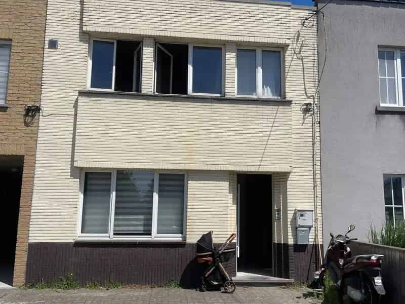 Huis te huur Mechelen: Centrum nabij, 2 parkplaatsen, terras