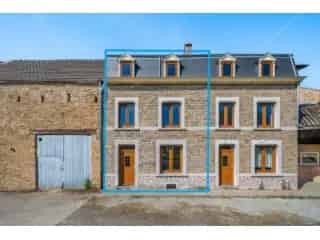 Villa te renoveren Lincé 4 slaapkamers
