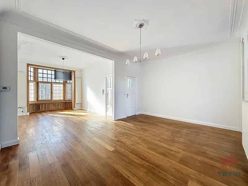 Huis te Koop 3 Slaapkamers 242m² Koekelberg