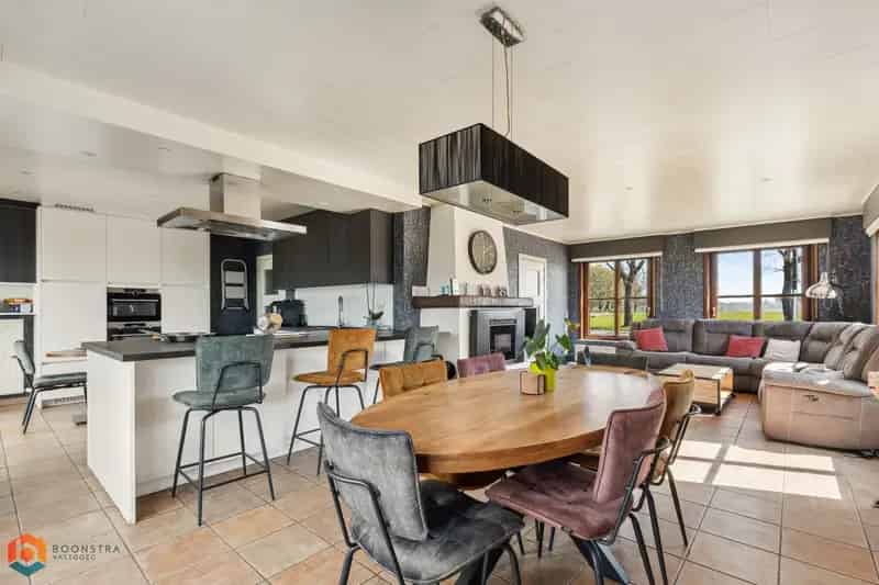 Energiezuinige woning met 4 slpkrs en polyvalente ruimte op 1278 m² (mogelijkheid tot 5199 m²)
