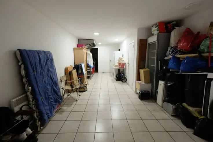 Huis Te Koop Braine-le-Comte: Commerce 36m² Appartement 140m²