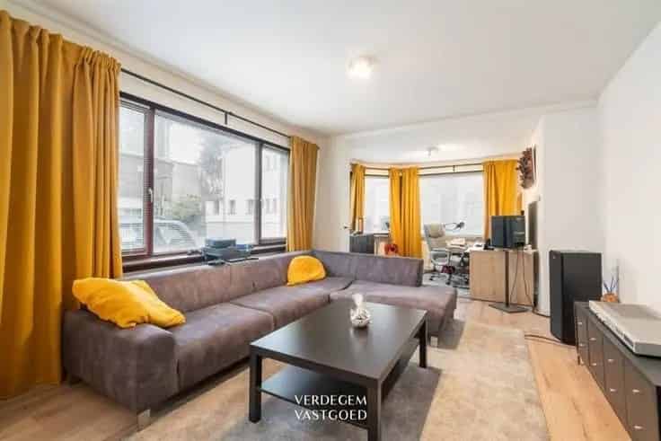 Appartementsblok Te Koop 3 Appartementen Garage