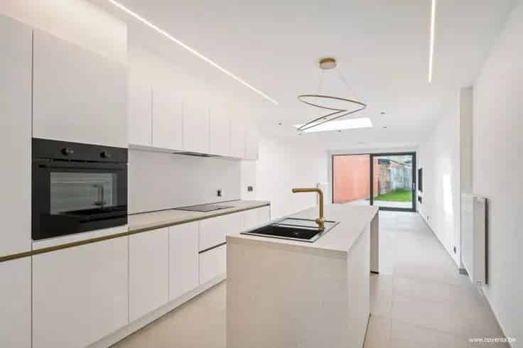 Modern gerenoveerde woning te Ledegem