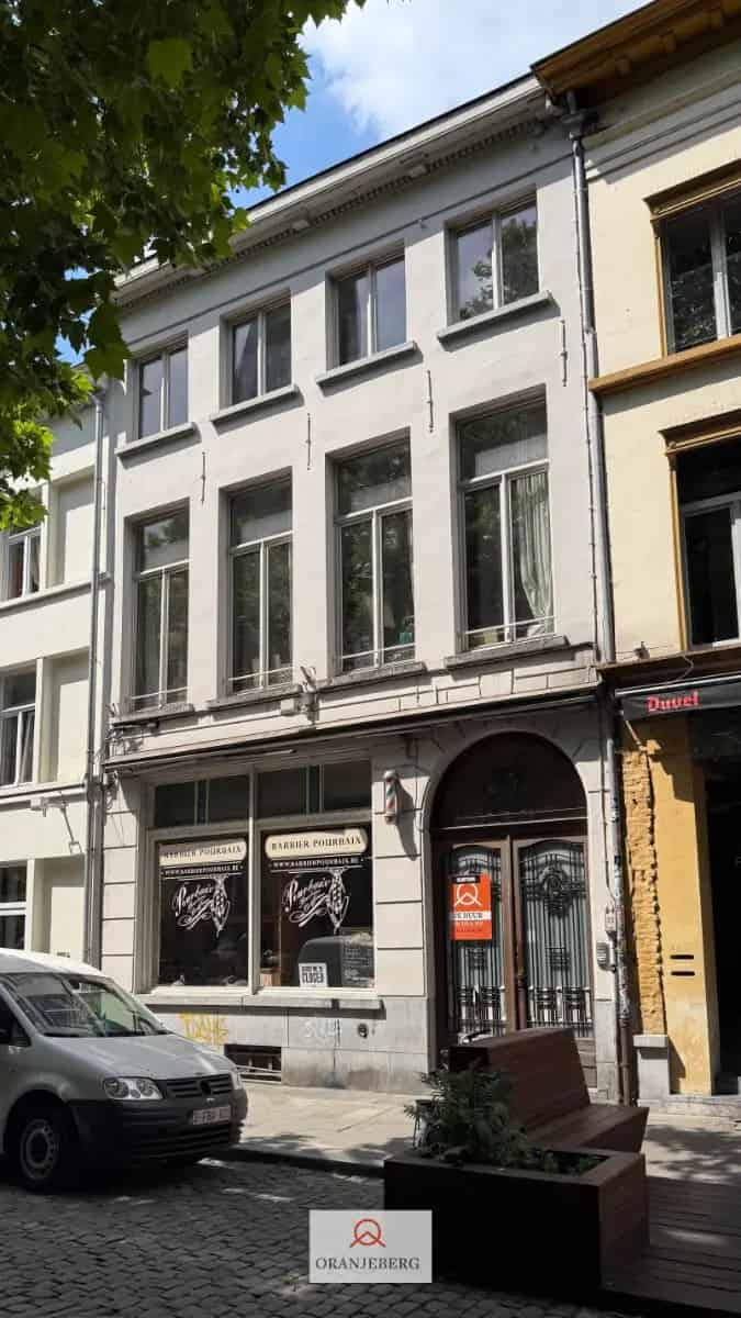 Polyvalente atelierruimte-magazijn-loods