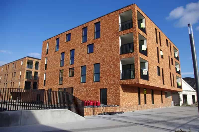 Modern Appartement 2 Slaapkamers Terras Parking te Huur