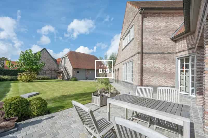 Statige villa op een rustige en residentiële ligging in het Zoute