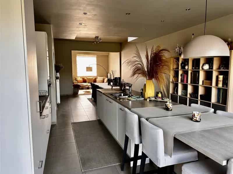 Volledig vernieuwde woning te huur