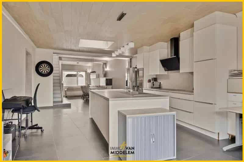 ENERGIEZUINIGE WONING (B) - 3 SLPKS, TERRAS, TUIN EN GARAGE