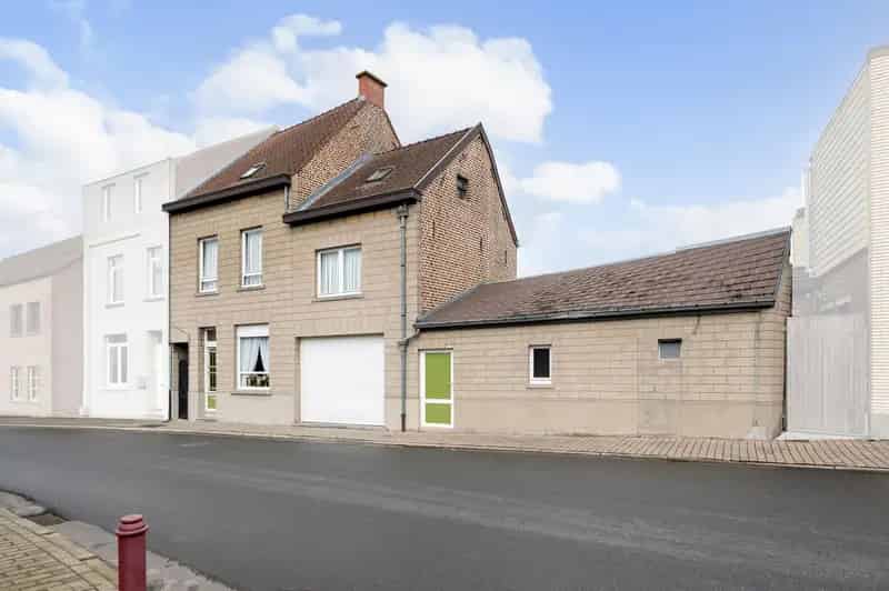 Ruime woning met 3 slaapkamers