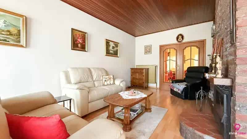 Verzorgde gelijksvloerse woning met 3 slaapkamers te Zolder!