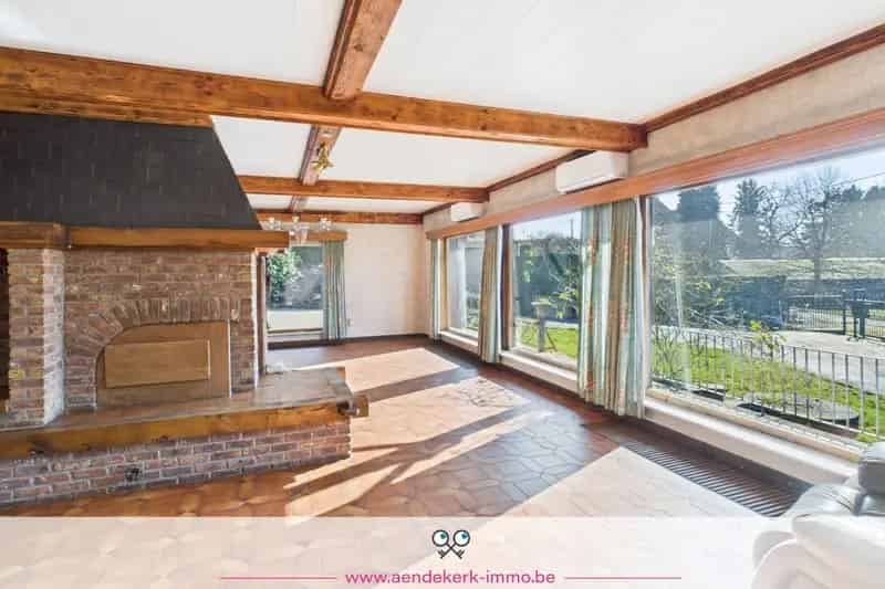 Huis te huur in As met loodsstal en paardenweide