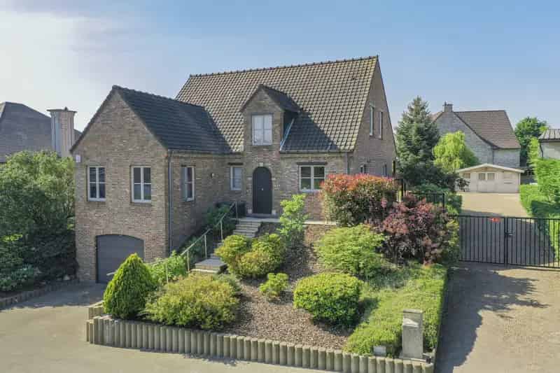 Huis te huur Schepdaal: Ruime villa met 4 slaapkamers en zonnige tuin