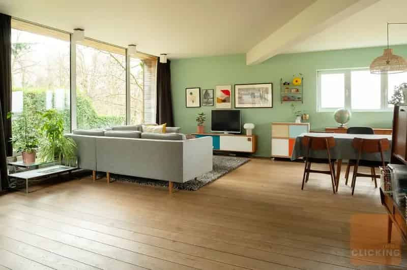 Karaktervol sixties huis in het groen