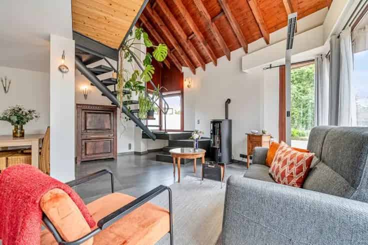 Huis Te Koop: Unieke Open Bebouwing met Tuin