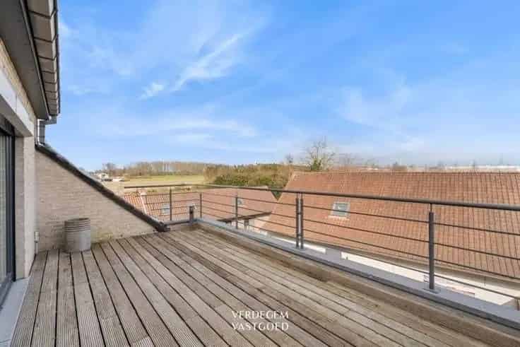 Penthouse te Koop Wippelgem 2 slaapkamers groot terras