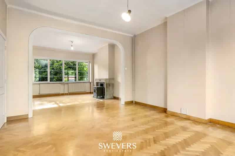 Royale woning met zes slaapkamers te Heusden-Zolder