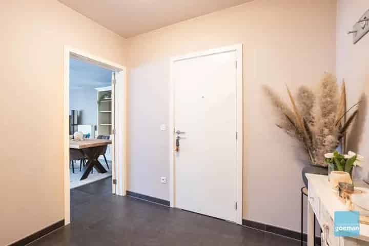 Gelijkvloers appartement te koop in Lede
