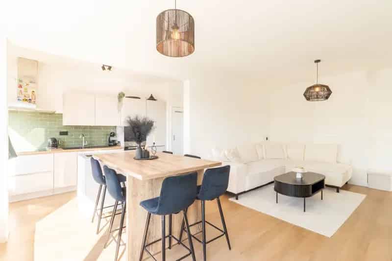 Appartement te koop 3 slaapkamers ruim terras instapklaar