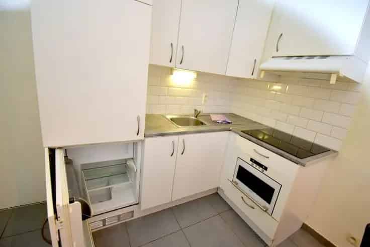 Appartement Te Koop Evere: Instapklaar 1 Slaapkamer Met Terras