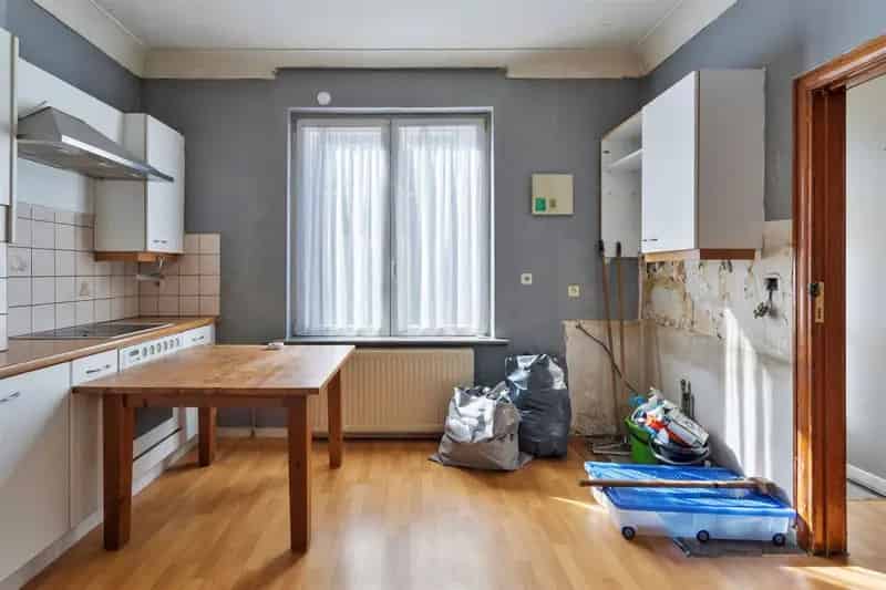 Te renoveren gezinswoning