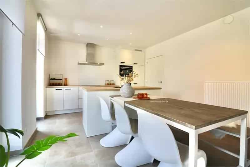 Nieuwbouw project te koop in Eeklo