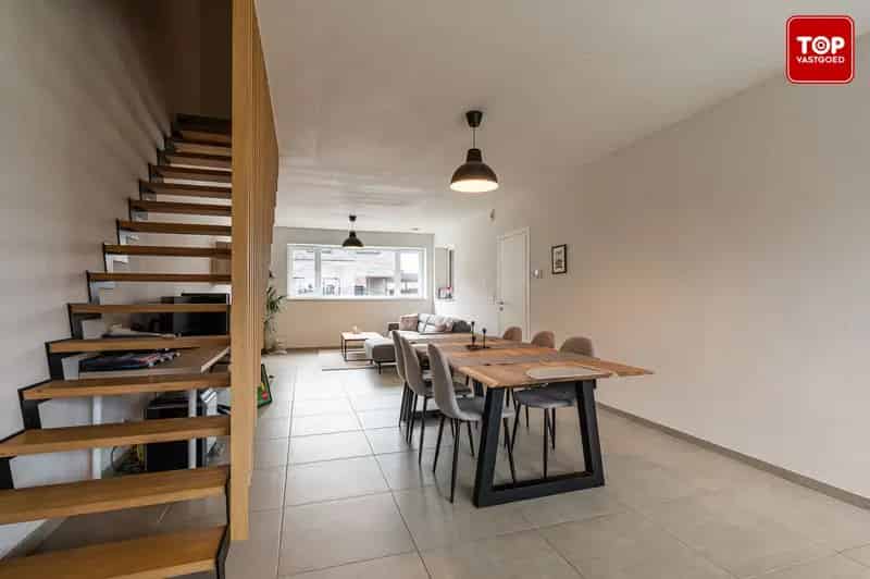 Nieuwbouwwoning met 3 slaapkamers in Evergem