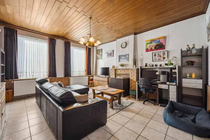 Huis te koop nabij Leuven: 3 slaapkamers, garage, tuin en vrij zicht