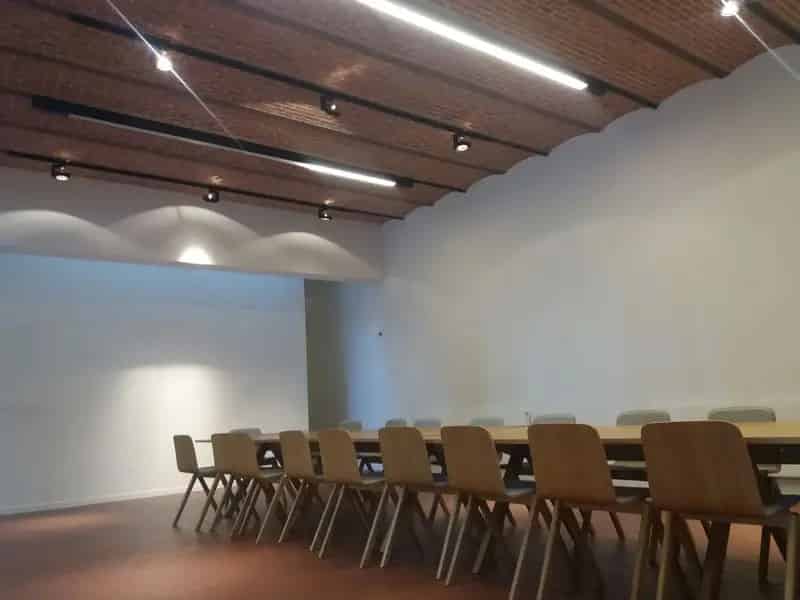 Moderne en Strategisch Gelegen Kantoorruimtes in Antwerpen
