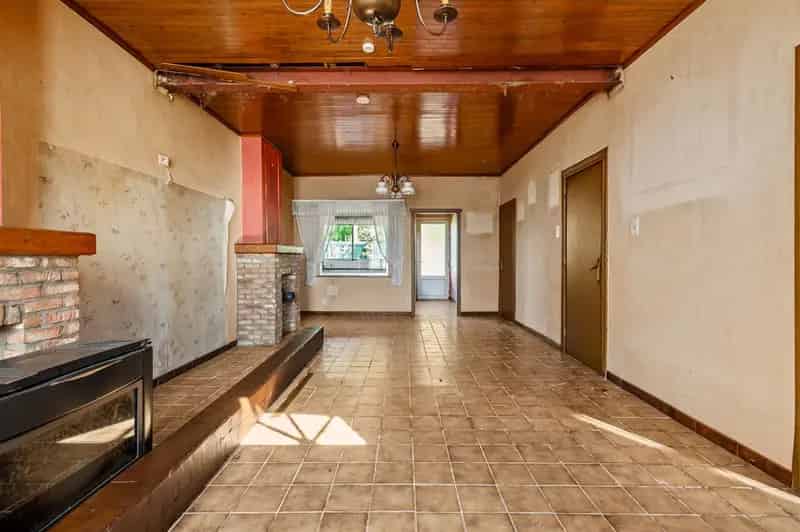 Te renoveren hoeve op 1219 m²