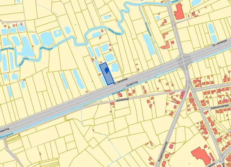 Perceel hooiland van 2.532 m² langs de Ring in Mol !