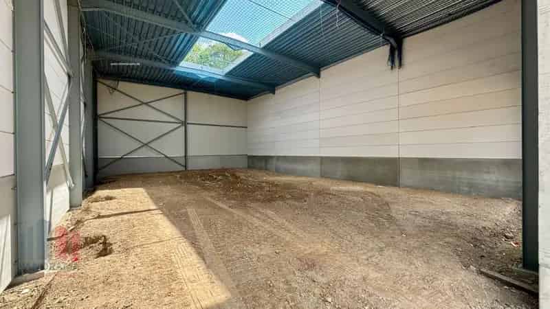 Nieuwbouw bedrijfsgebouw te koop in Affligem