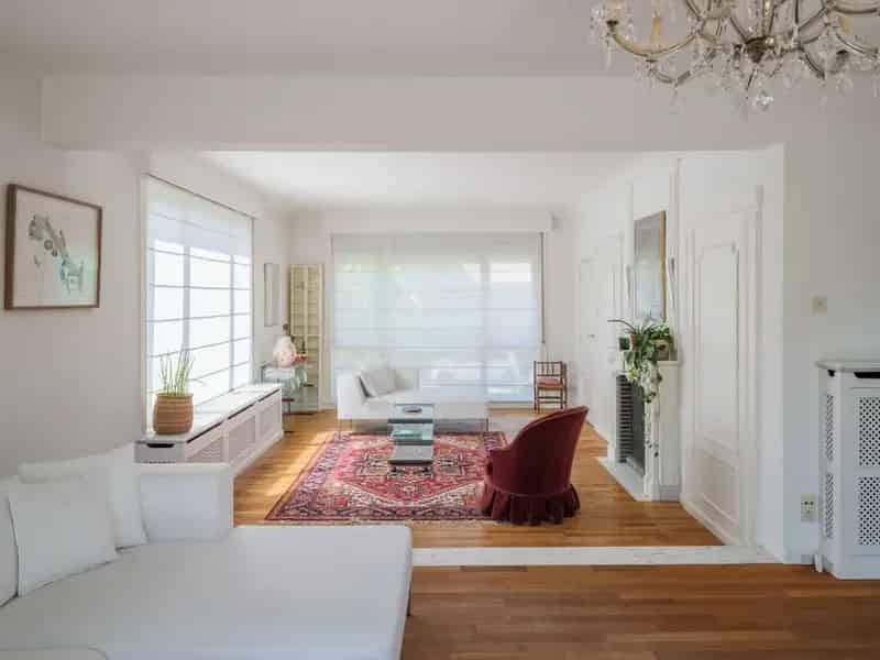 Charmante villa in een gegeerde residentiële wijk te Sint-Denijs-Westrem