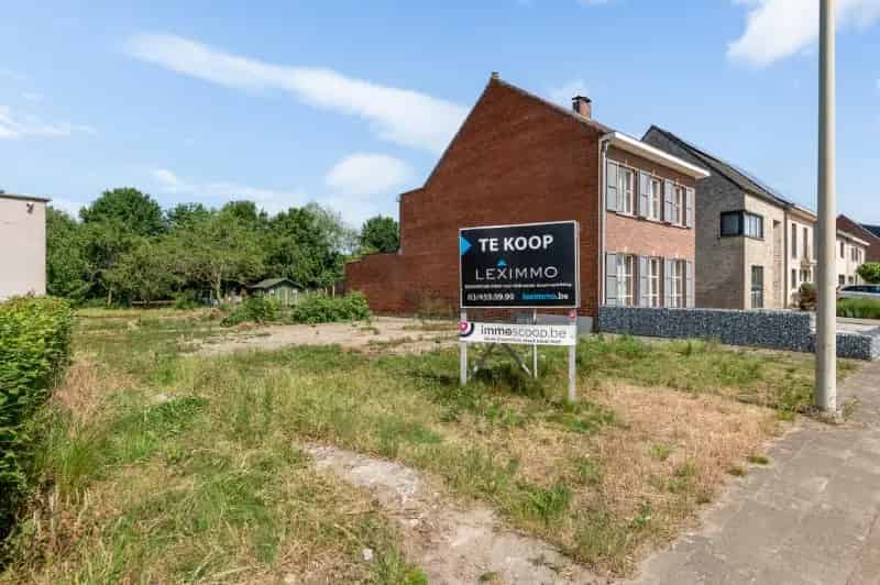 Bouwgrond 650m2 HOB  Nabij A12 E19  Natuurgebied