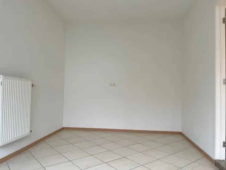 Huis Te Koop Veel Licht Ruimte 3 Slaapkamers Tuin