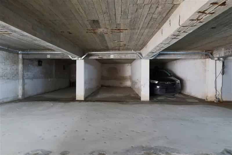 Garage / parking te koop in Hoboken