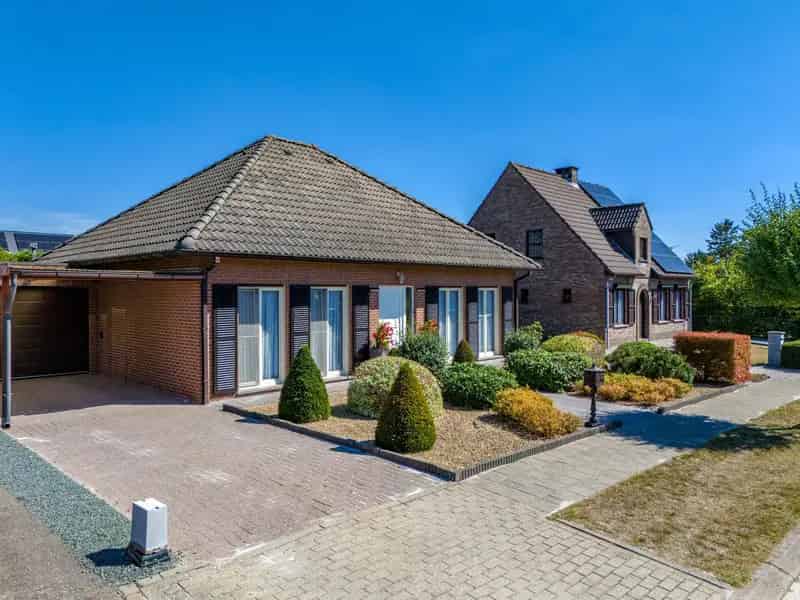 Laagbouwwoning in een doodlopende straat in Putte-Kapellen!