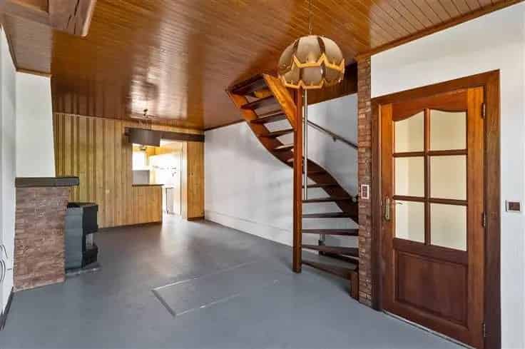 Huis Te Koop Mechelen: Gezellige Familiewoning met Tuin en Garage