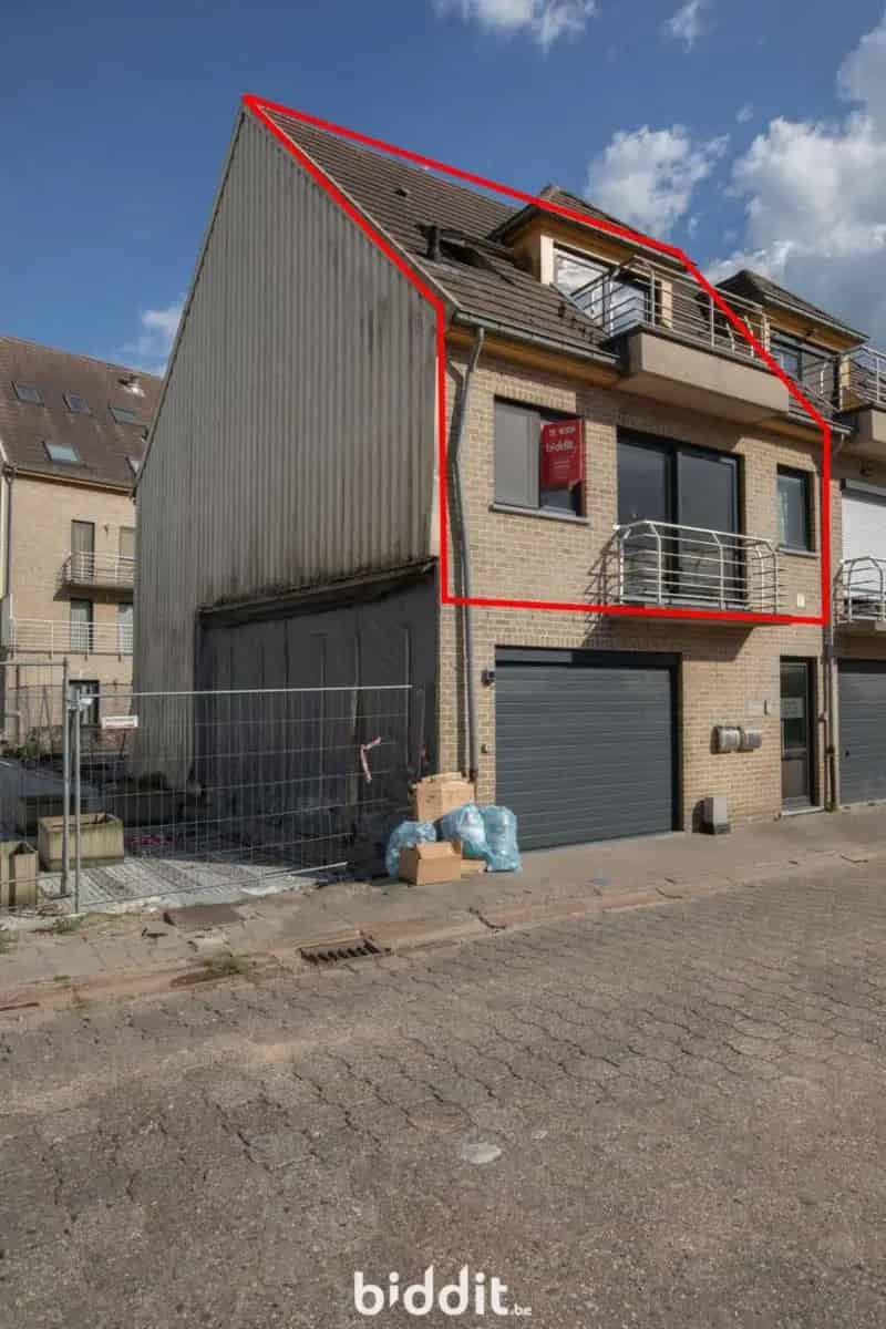 RUIM DUPLEXAPPARTEMENT