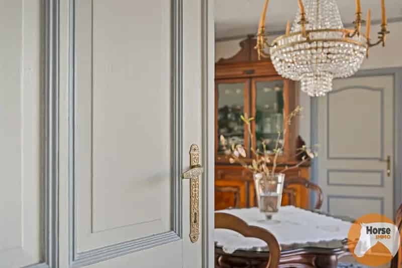 WOUBRECHTEGEM- Karaktervolle renovatiewoning op 1ha 25a 50ca
