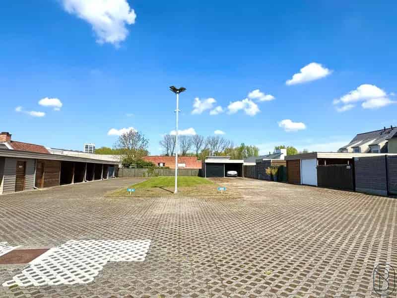 Garage te Huur Ingelmunster Centrum Rustige Locatie