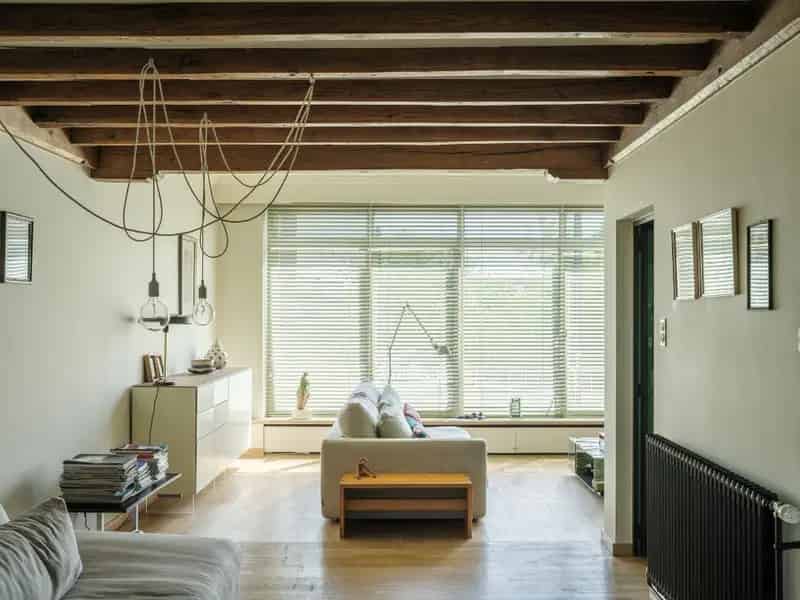 Uitzonderlijke bel-etagewoning met unieke ligging en tuin vlakbij het station Gent-Sint-Pieters