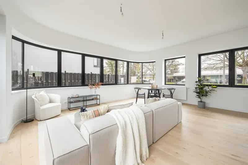 Gelijkvloers Appartement te huur Edegem