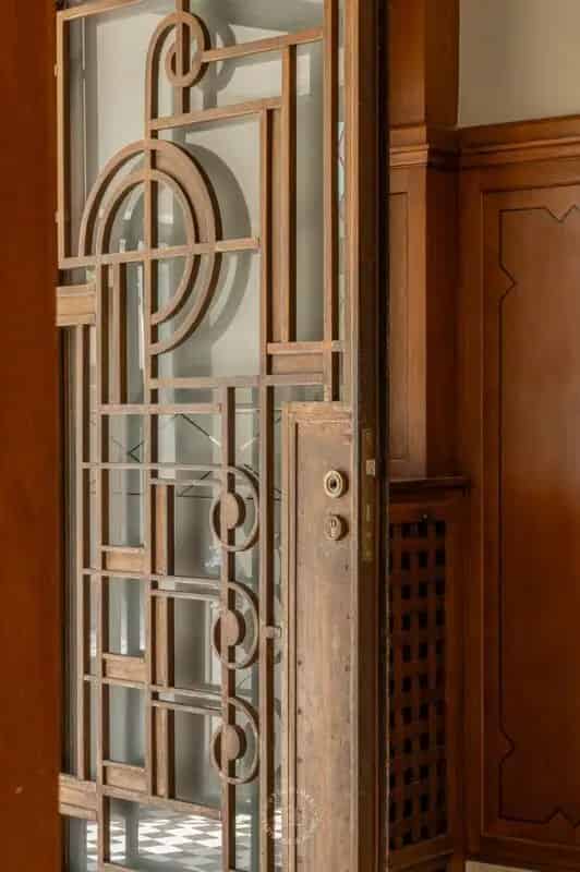 Statige Art- Deco villa op discrete locatie in Sint- Amandsberg