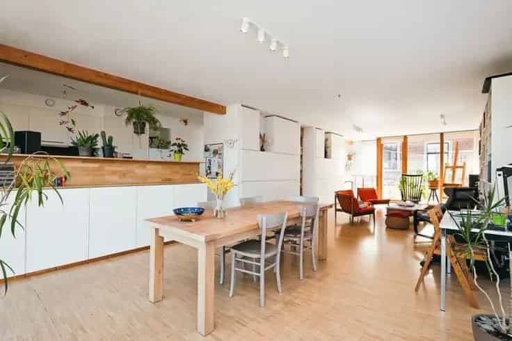 Huis Te Koop: Moderne Architectenwoning met 4 slaapkamers en Tuin
